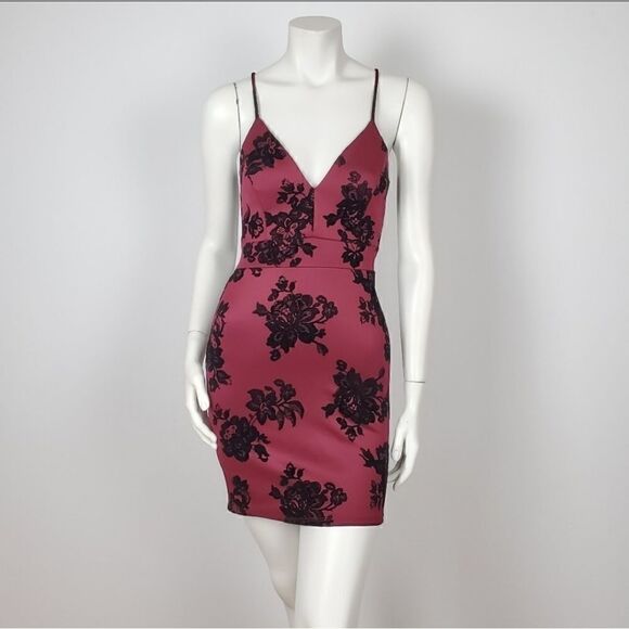 Velvet Print Mini Dress Burgundy Black Zip Up Back By CHOCOLATE USA - Picture 1 of 6